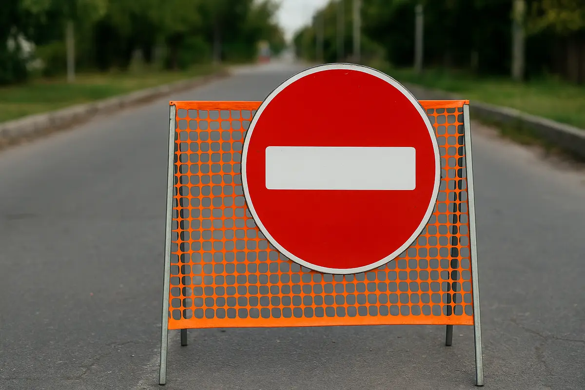Cartelli di divieto temporanei: legittimità e validità spiegate chiaramente dal codice stradale