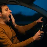 Colpo di sonno di ritorno la domenica sera: i segnali e la contromossa