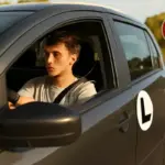 Limiti di velocità per neopatentati: quello che cambia al primo anno di guida